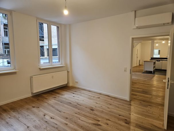 Aus einer Lagerhalle, enstehen Wohnungen im Loftstil.