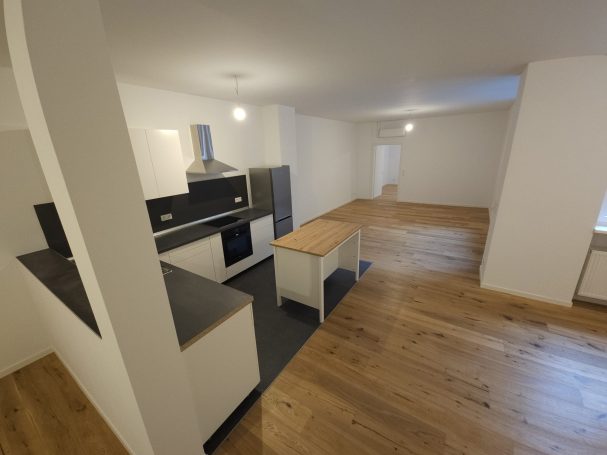 Aus einer Lagerhalle, enstehen Wohnungen im Loftstil.